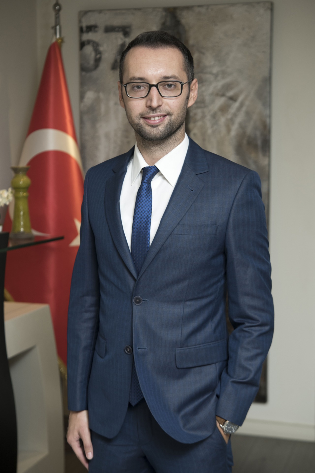 AVUKAT İBRAHİM YAZAR