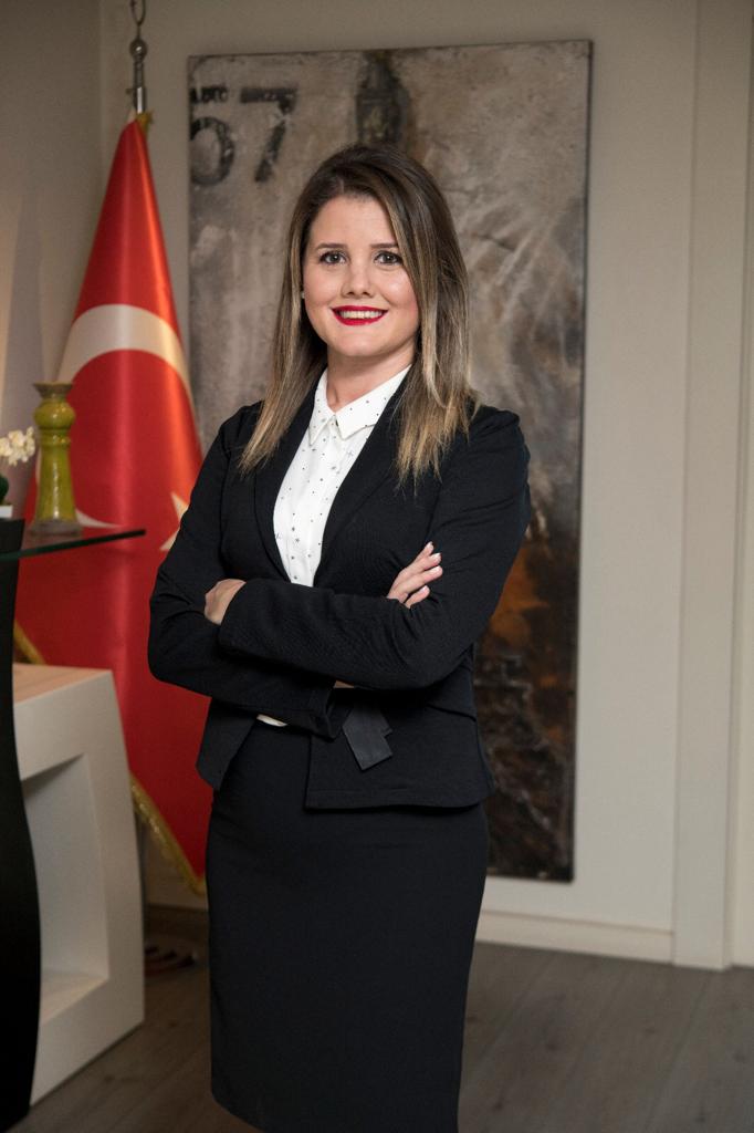 AVUKAT SELEN BAYCAN
